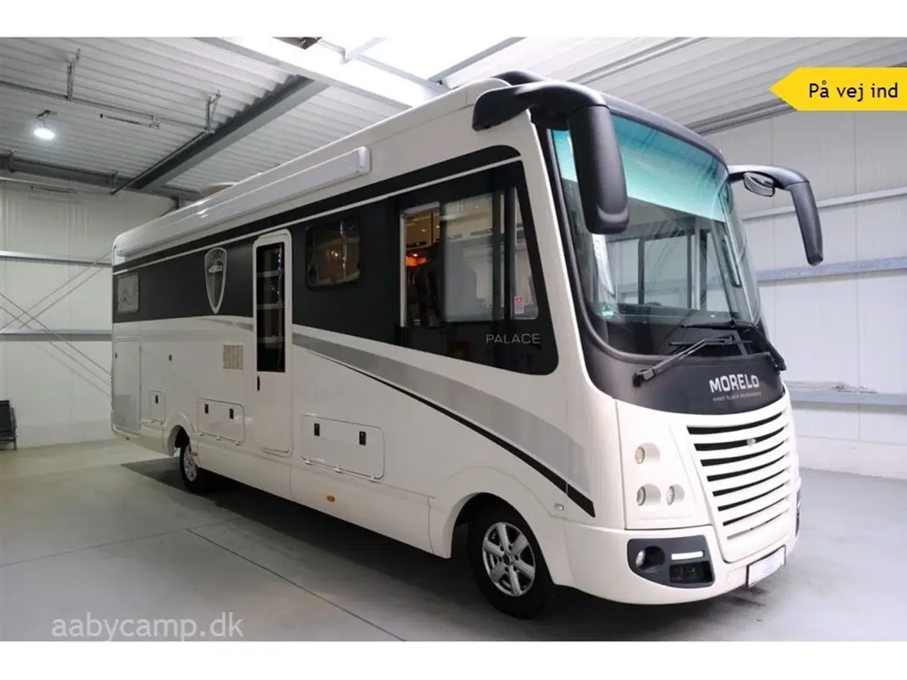 Billede 1 - 2017 - Morelo Palace   2,5 mtr bred, under 9 mtr, topudstyret 1 klasses Autocamper