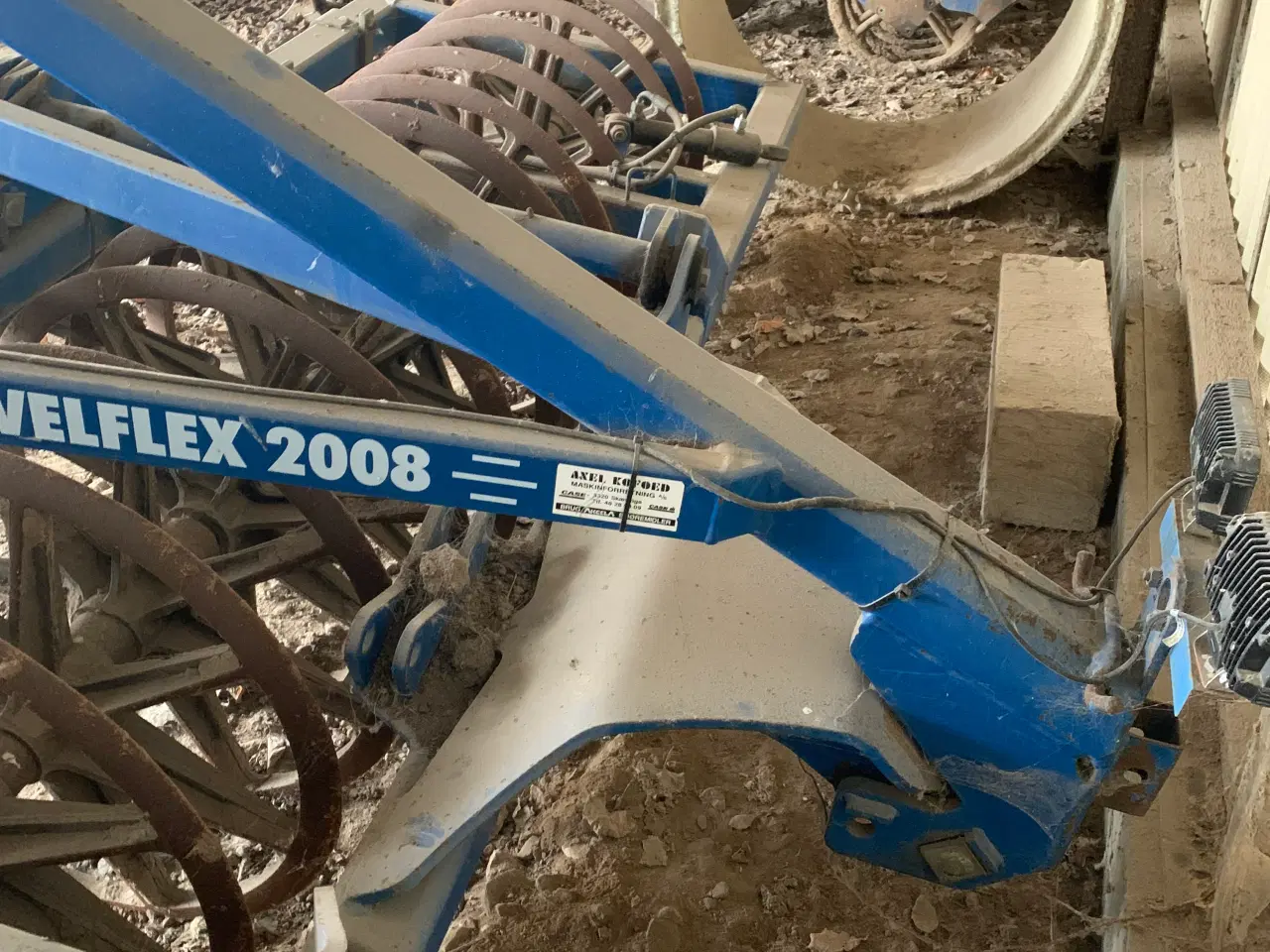 Billede 4 - Jordpakker 4 m Dalbo med hydraulisk op klap 