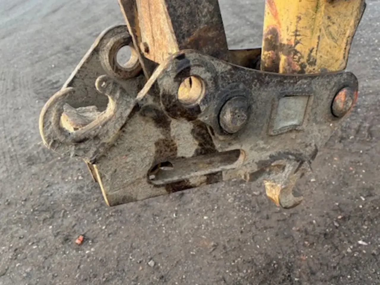 Billede 10 - New Holland NH 95 4-PS. MEKANISK HURTIGSKIFT FOR OG BAG