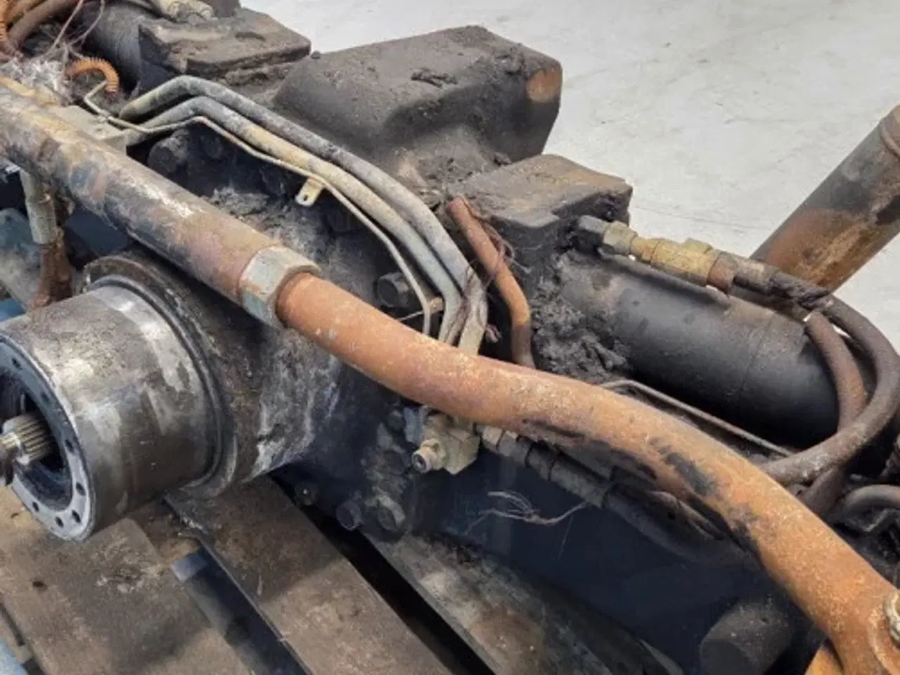 Billede 8 - New Holland T7.315 Foraksel 47676813