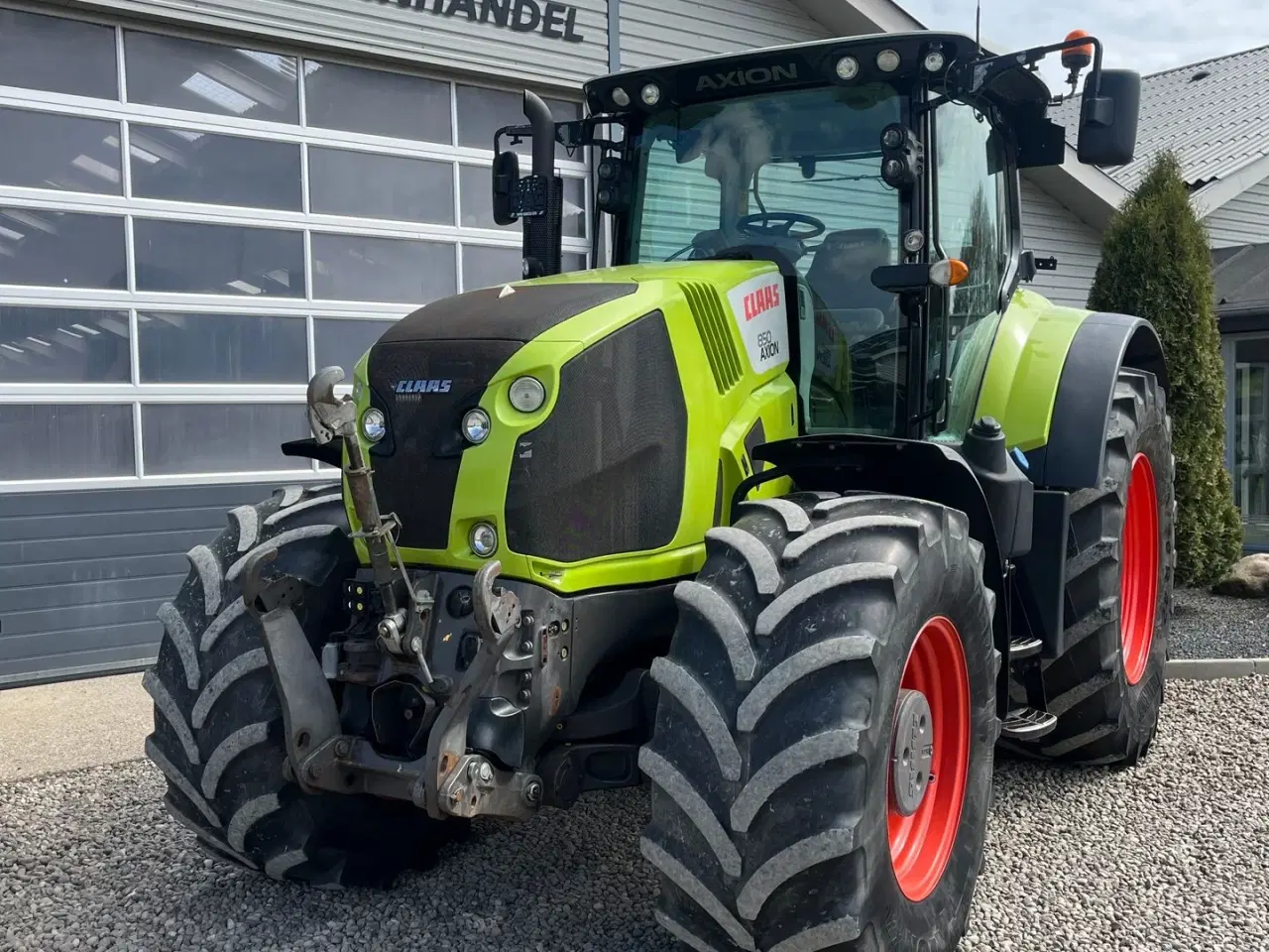 Billede 11 - CLAAS AXION 850 Med frontlift og frontpto