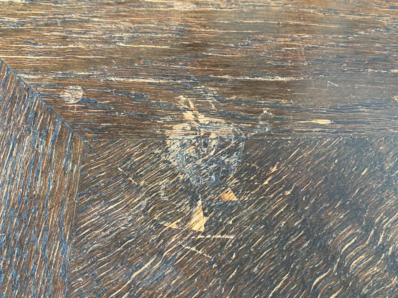 Billede 5 - Flot brunt spisebord