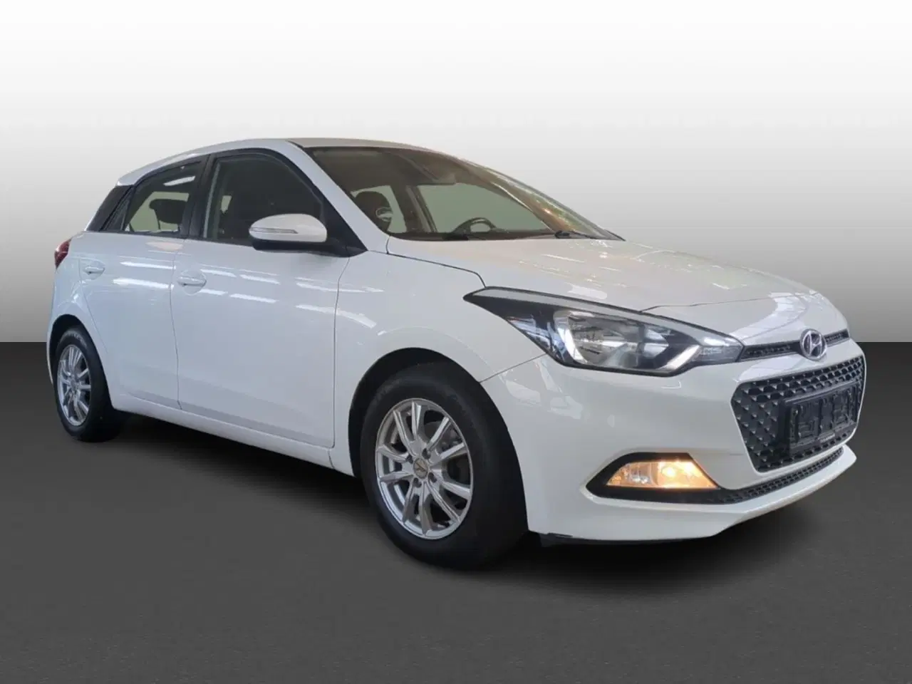 Billede 2 - KØBES: Rio, i20 eller Yaris årg. 2014-2017