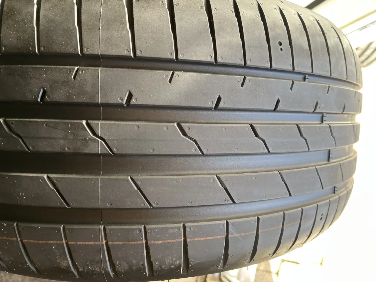 Billede 4 - Nye 255-50-19 / 235-55-19 Sommerdæk. Hankook.