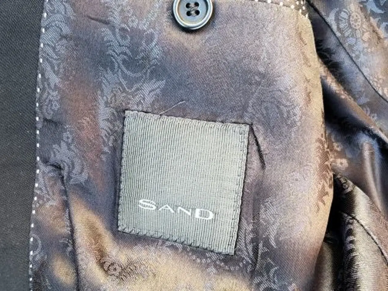 Billede 9 - Jakkesæt fra SAND. Mikrofibre, så det krøller ikke