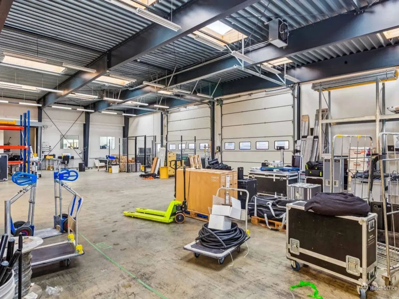 Billede 3 - Centralbeliggende lager og kontor i Søborg