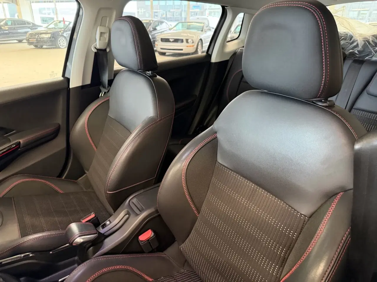 Billede 5 - Peugeot 2008 1,6 BlueHDi GT Line Sky 120HK 6g