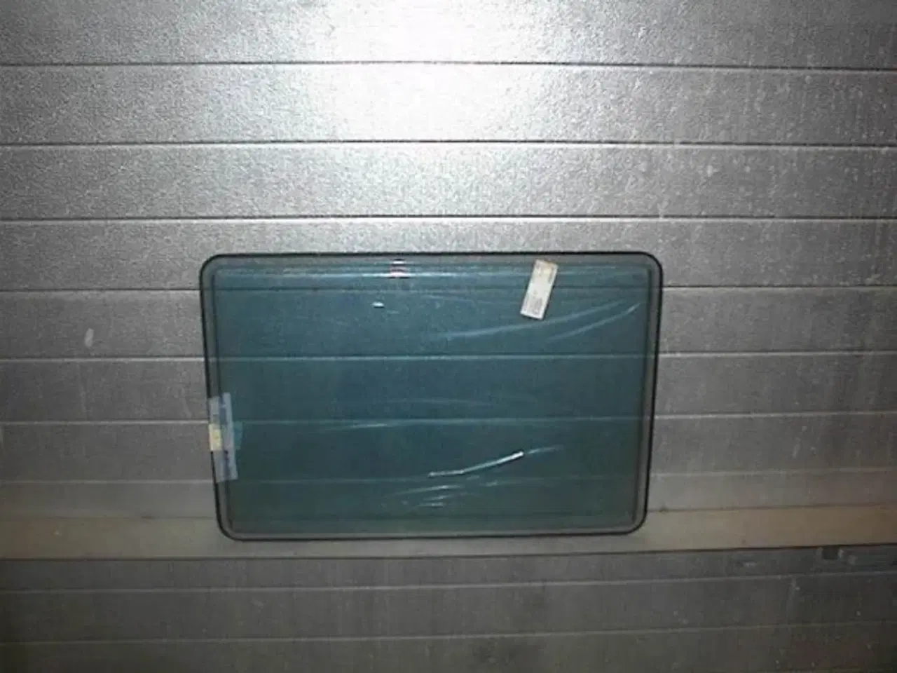 Billede 1 - Rude Fast