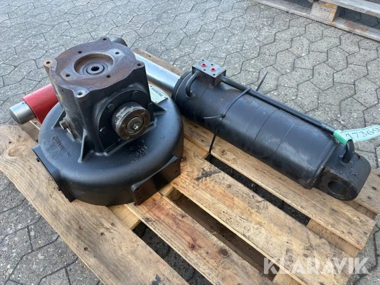 Billede 5 - Dele til manitou - har siddet på en 1637