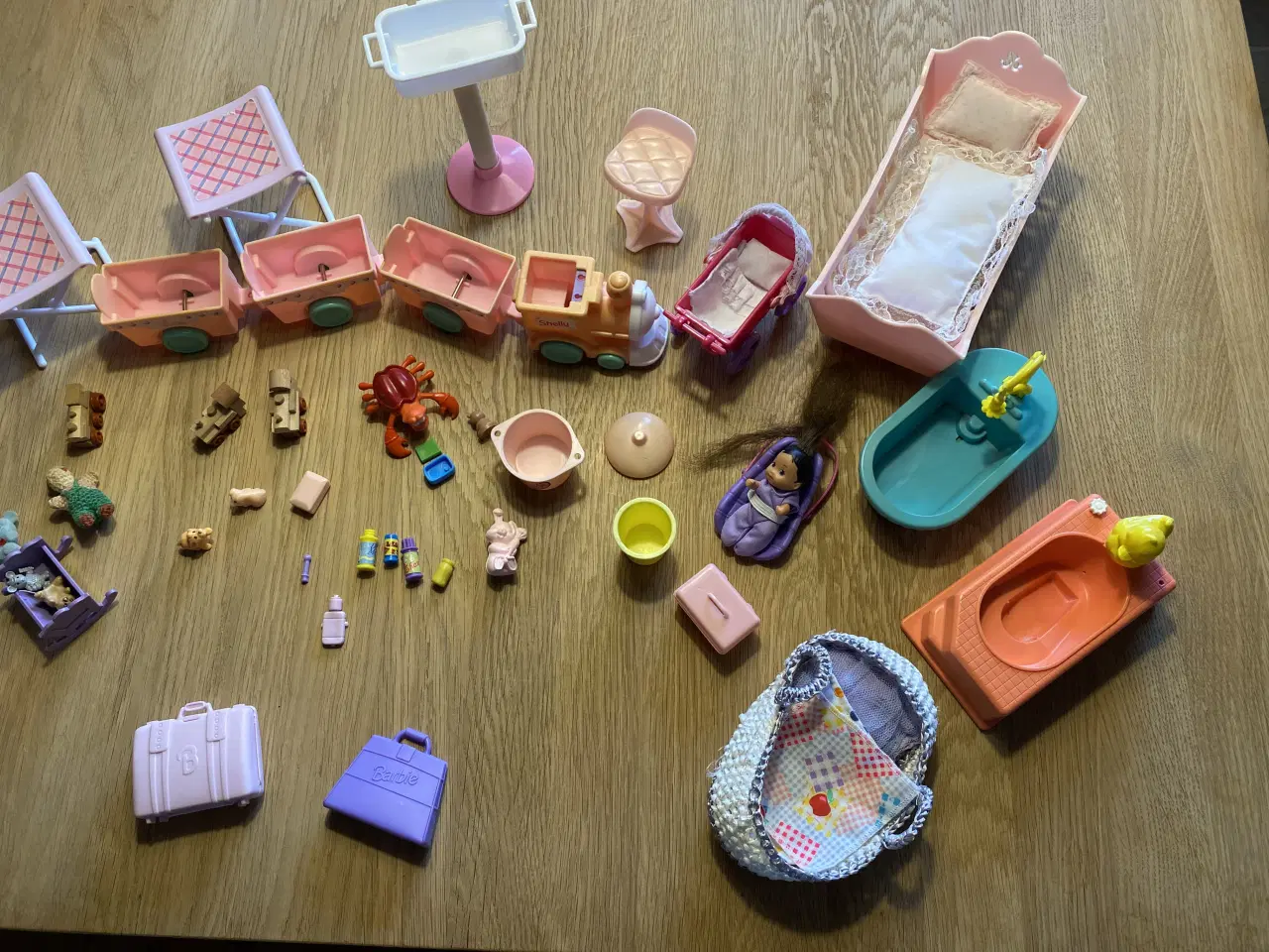 Billede 10 - Tilbehør til Barbie dukker