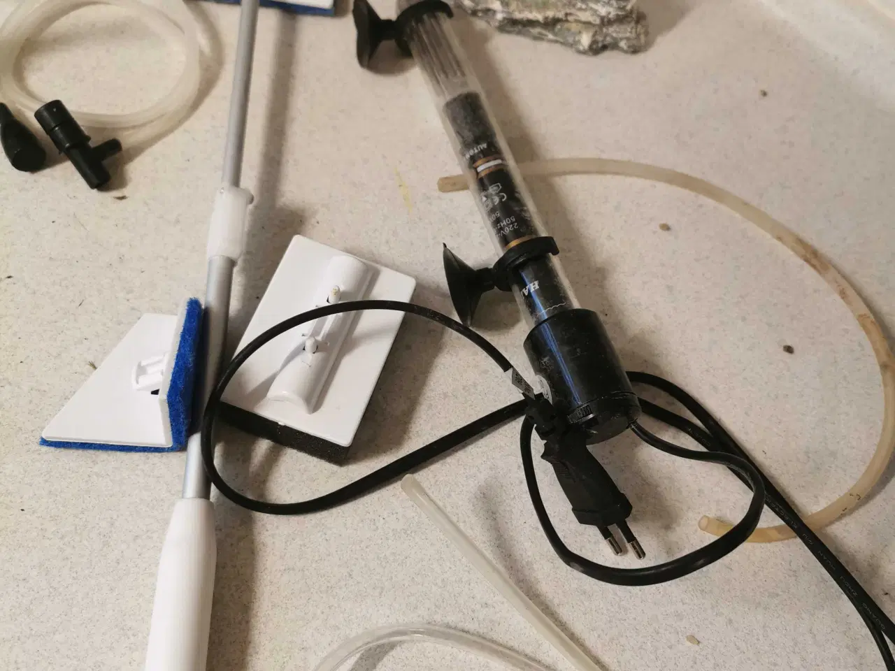 Billede 6 - Akvarium med tilbehør