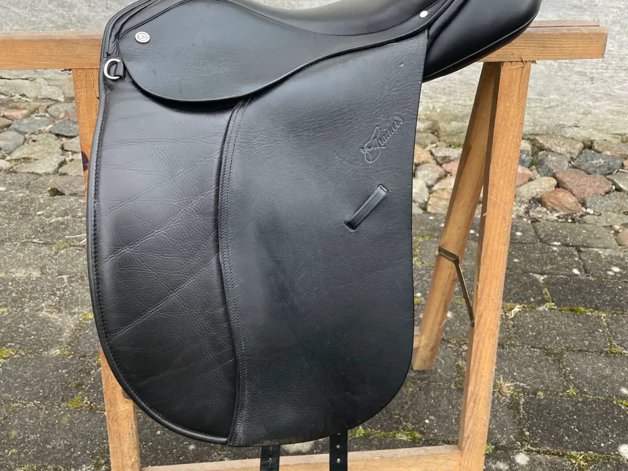 Billede 1 - Trainer’s Mariel 17” sort dressur sadel