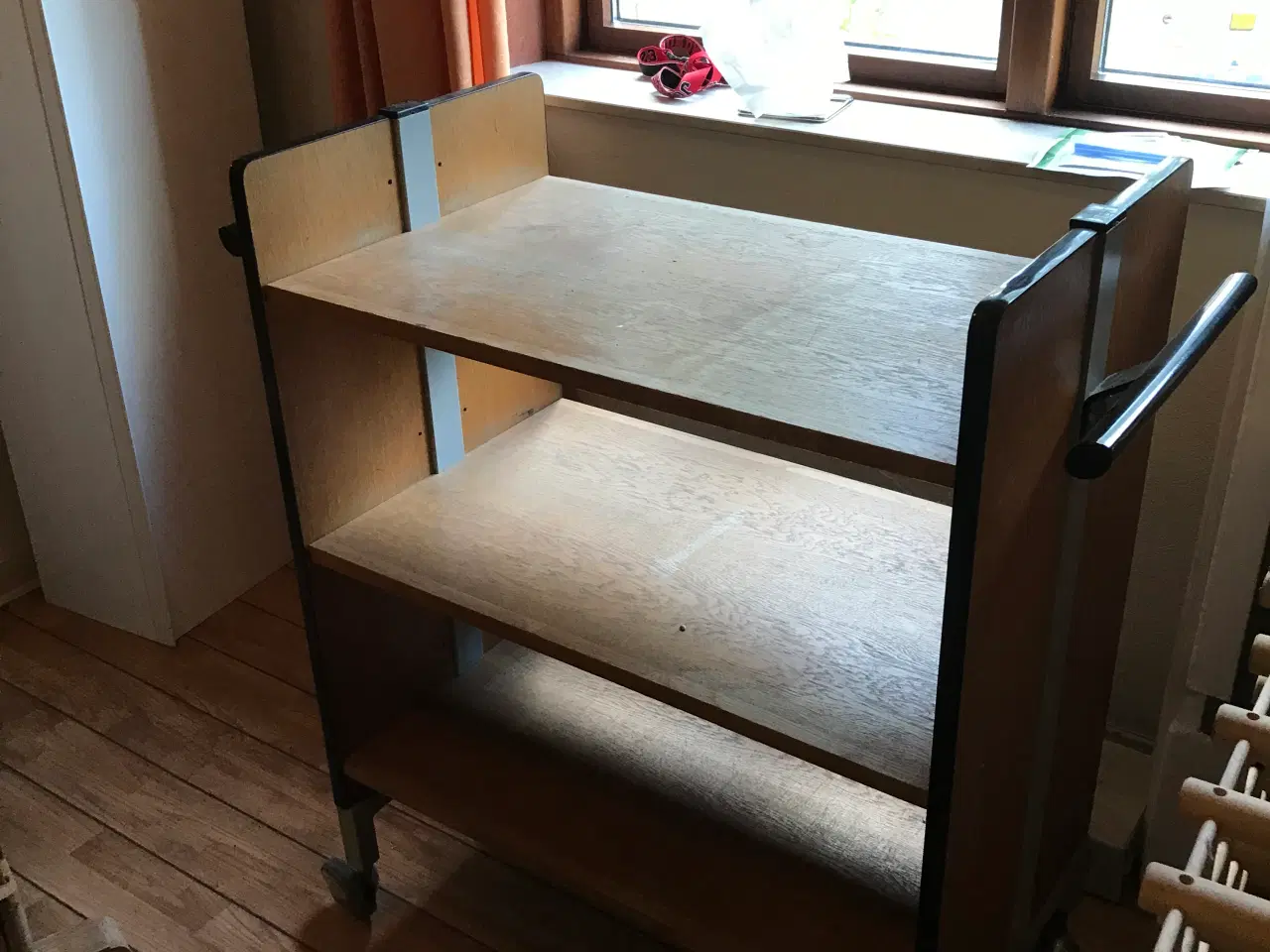 Billede 1 - Bogvogn