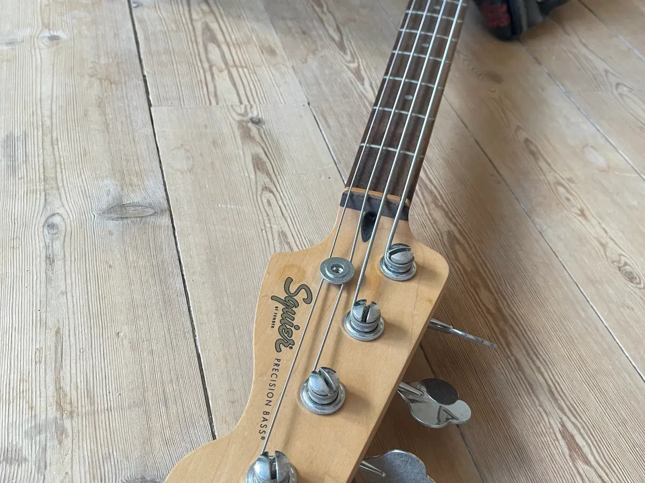 Billede 8 - Ubrugt el-bas fra Squier, affinity PJ