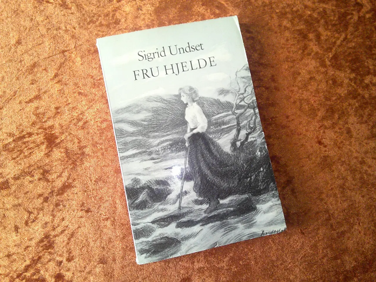Billede 1 - Fru Hjelde, Sigrid Undset,