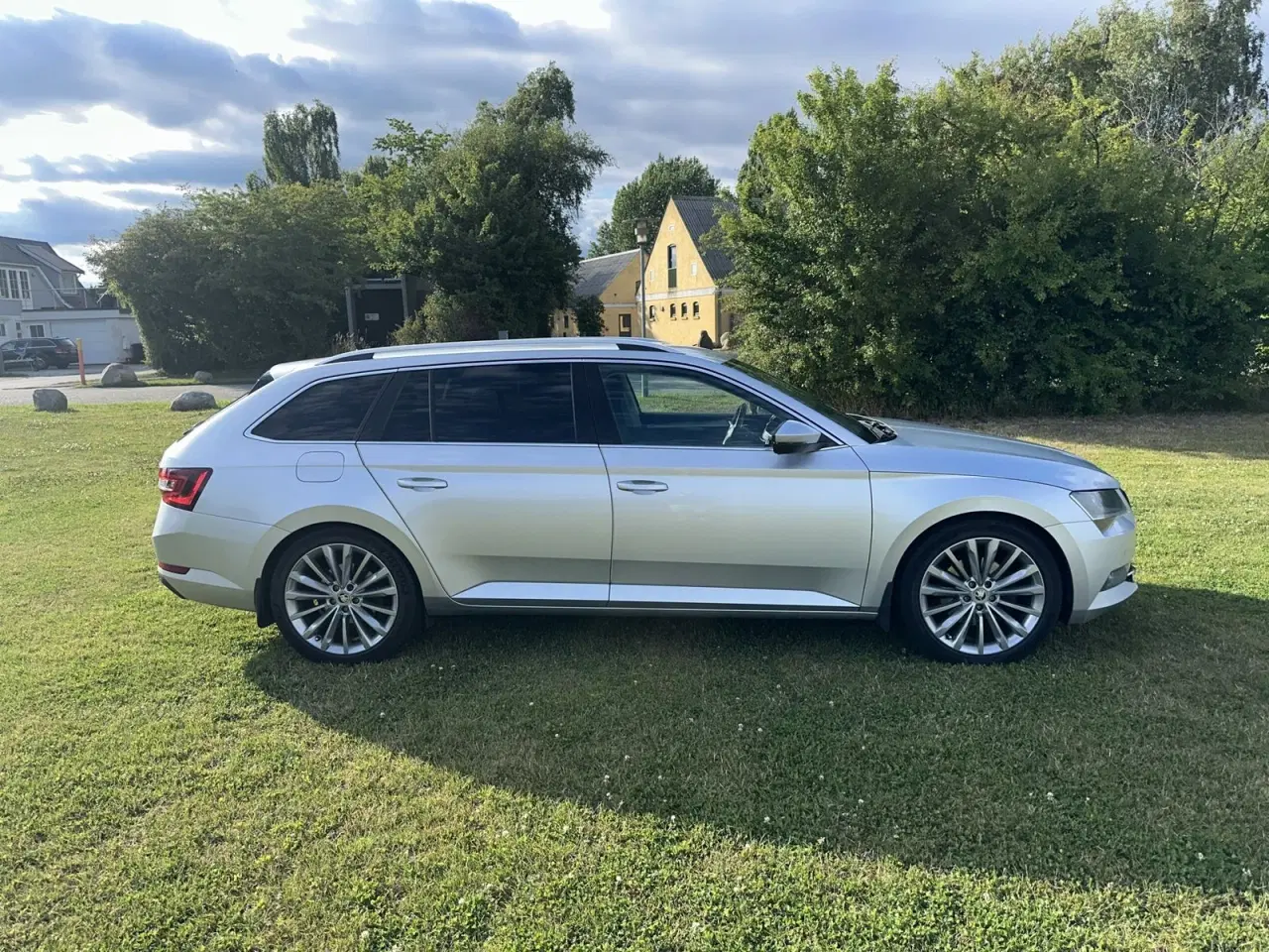 Billede 4 - Skoda Superb 2,0 TDi 150 Style Combi