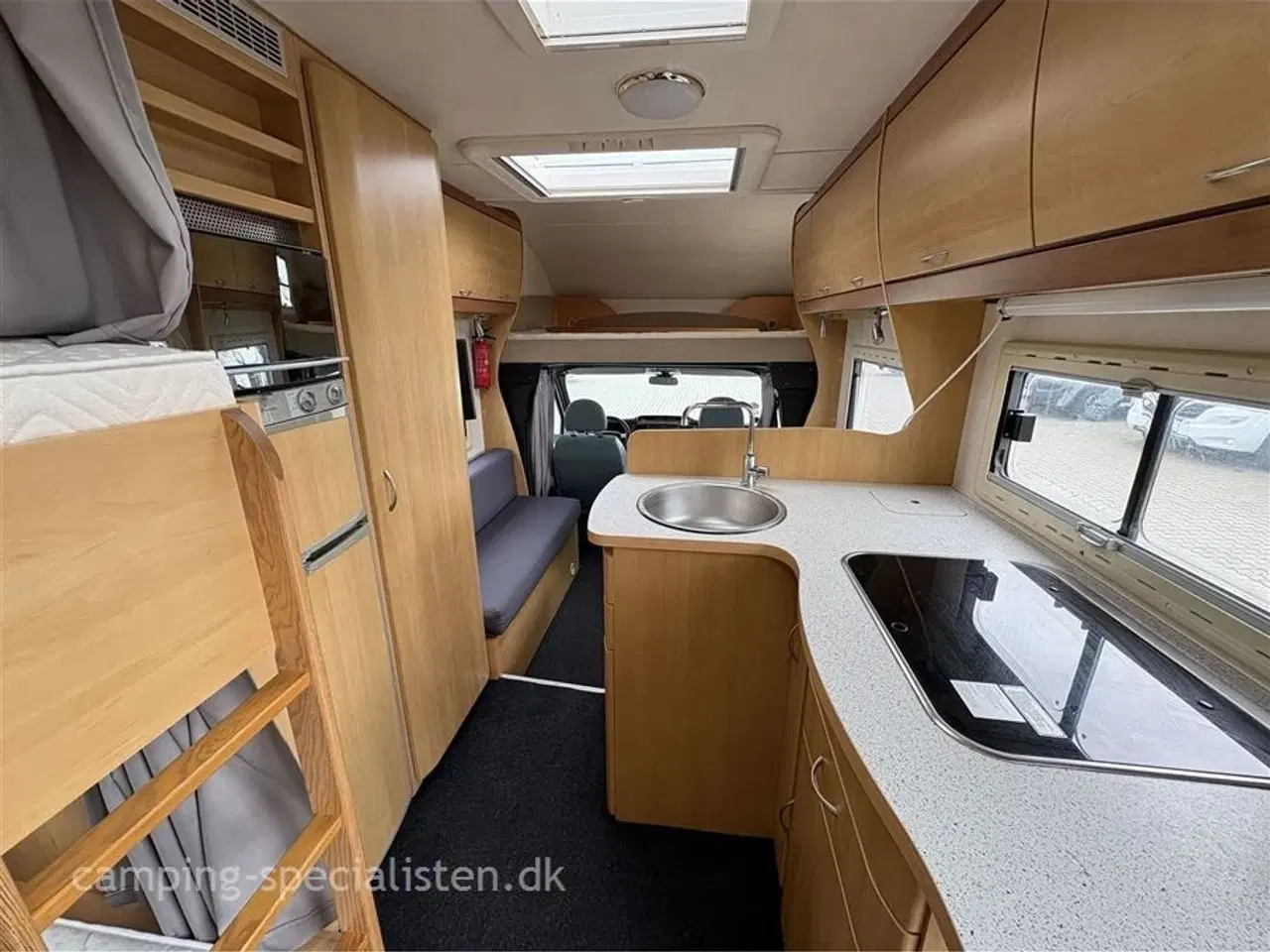 Billede 8 - 2007 - Eura Mobil Profilia   Eura Mobil Profilia Alkove 2007 - Se den nu hos Camping-Specialisten.dk