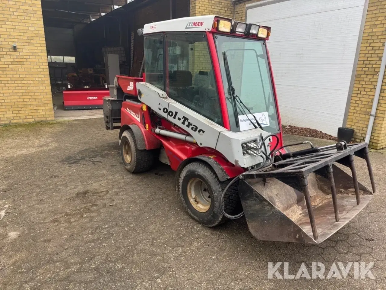 Billede 2 - Redskabsbærer Timan Tool-trac 245