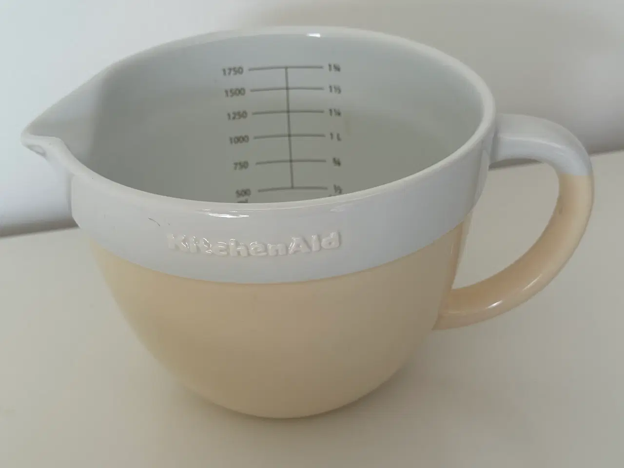 Billede 4 - Cremefarvet Kitchenaid skål m. hank.