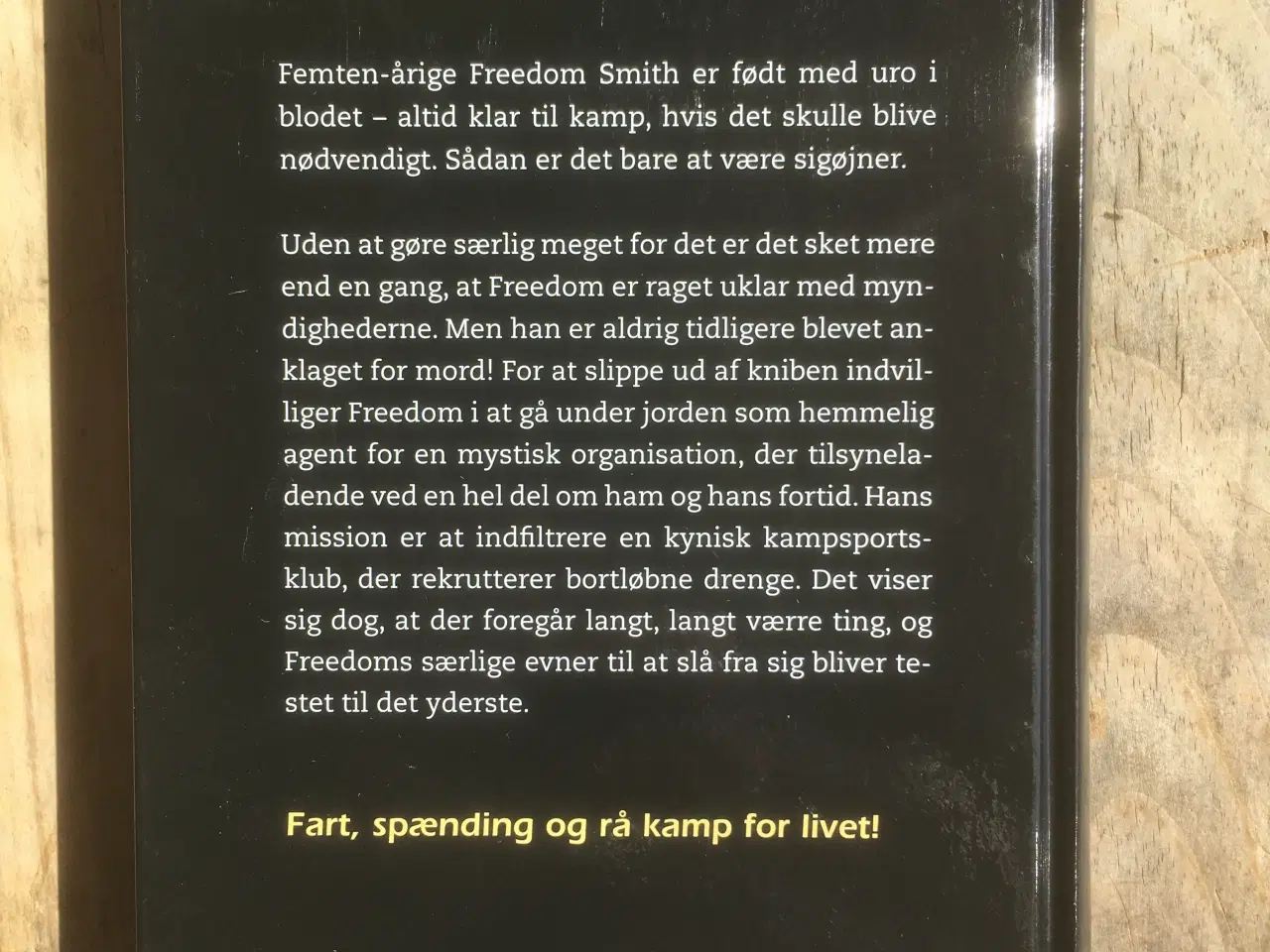 Billede 2 - Kampnat, Kate Wild, genre: ungdom