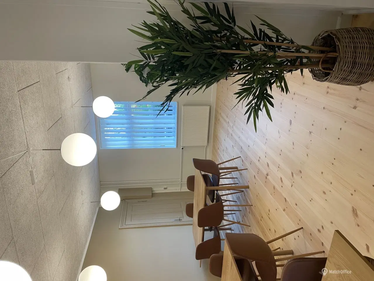 Billede 6 - Kontorlokaler i den gamle banegård