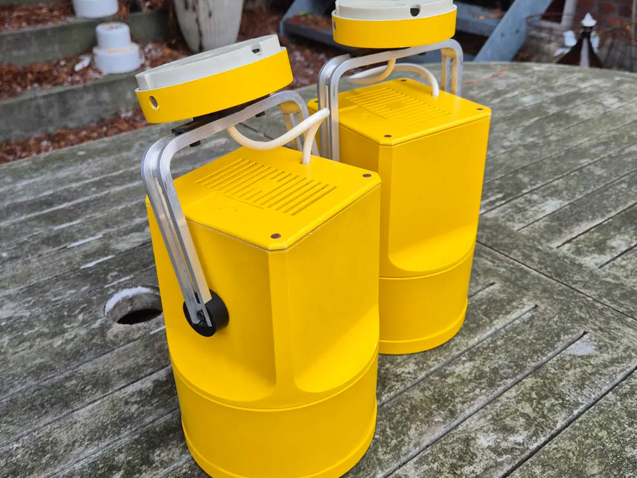 Billede 5 - Smukke gule Unispot fra Louis Poulsen