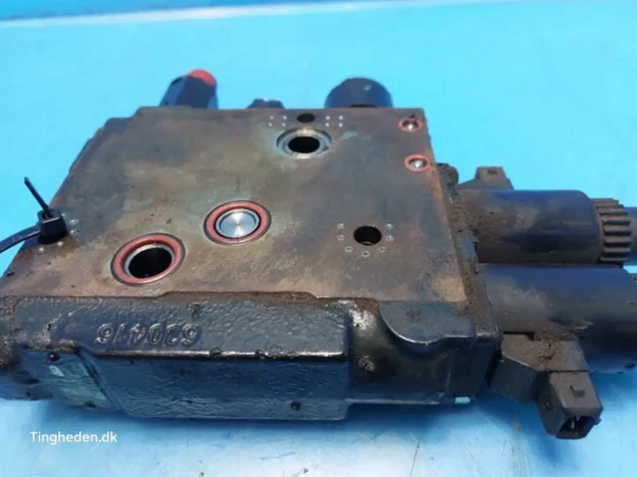 Billede 14 - New Holland T6 Hydraulikventil 84175671