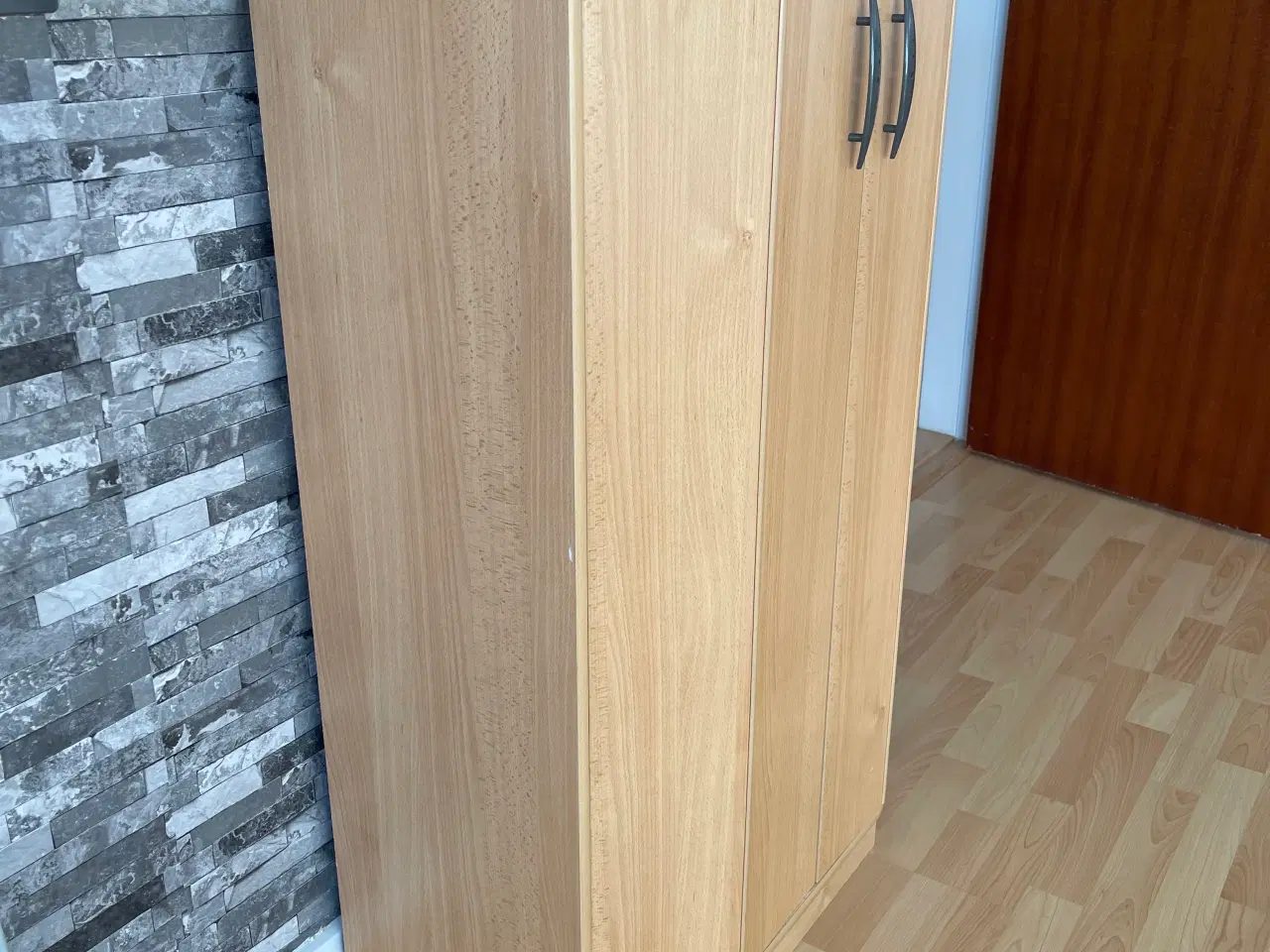 Billede 2 - Skab (flytter salg) 