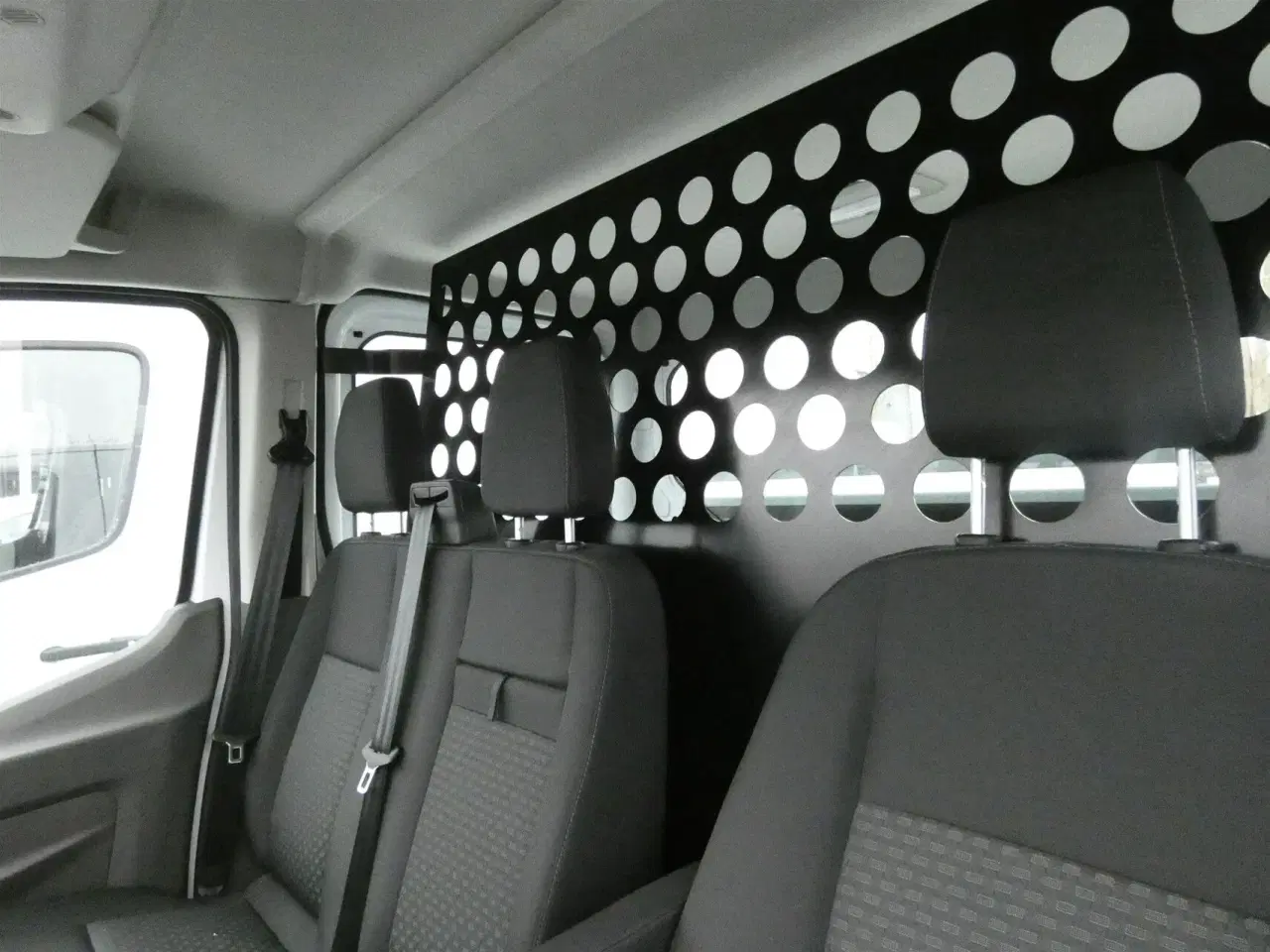 Billede 9 - Ford Transit 350 L3H1 2,0 TDCi Trend 130HK DobKab 6g