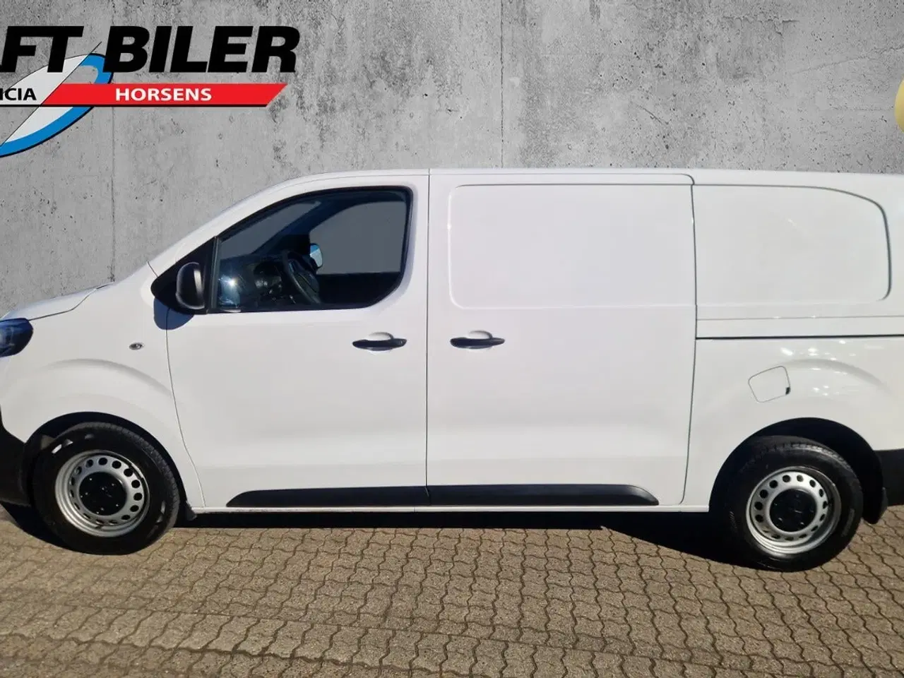 Billede 2 - Peugeot Expert 2,0 BlueHDi 144 L2 Plus EAT8 Van