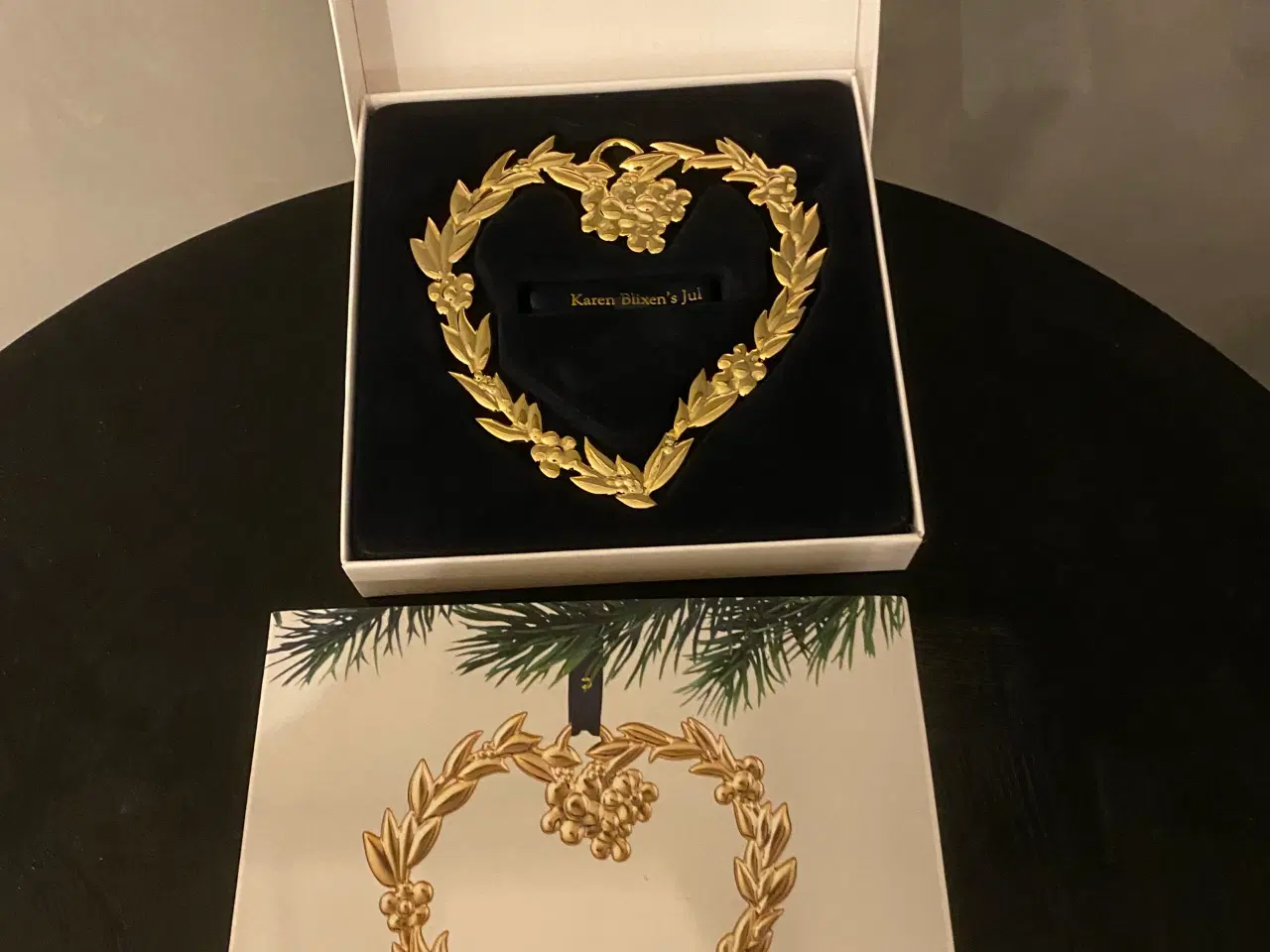 Billede 2 - Forgyldt Julepynt - Karen Blixen Bladhjerte.
