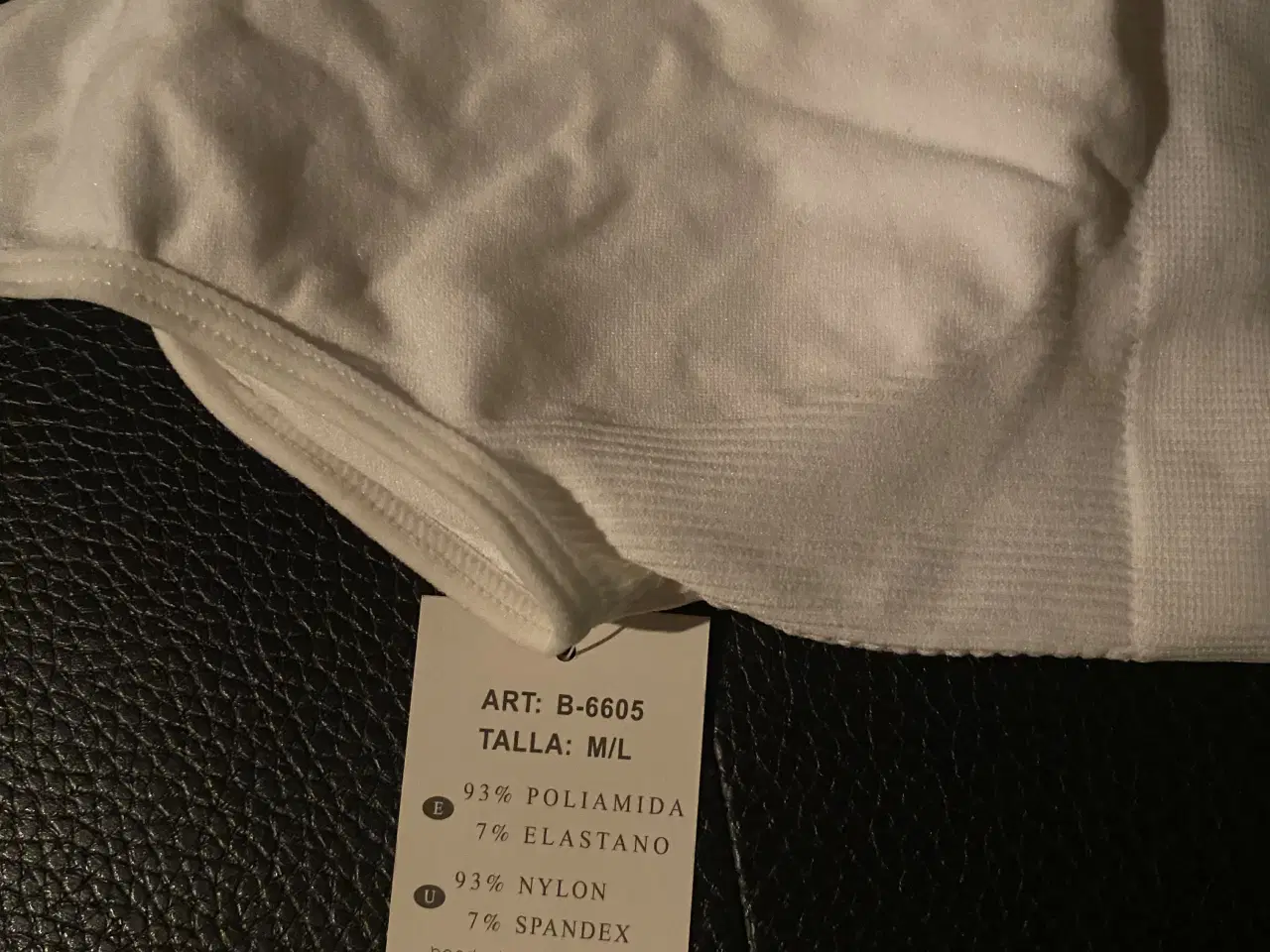 Billede 2 - Sømløs BH/top