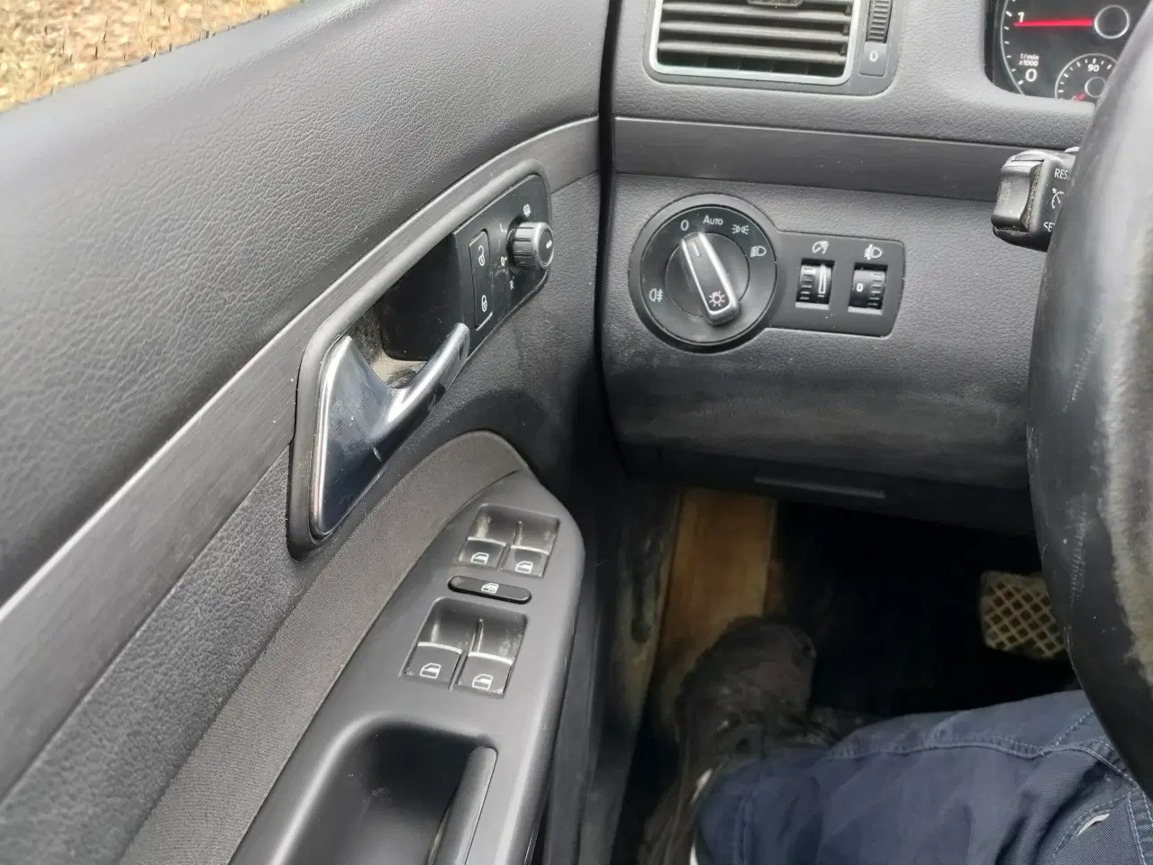 Billede 9 - VW Touran 2,0 TDI Automatgear godt brugt 