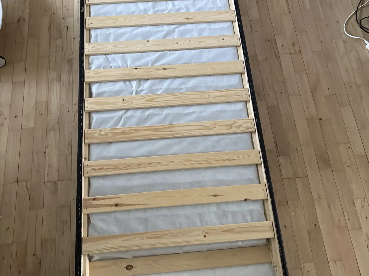 Billede 7 - Boksmadras fra jysk 80x200