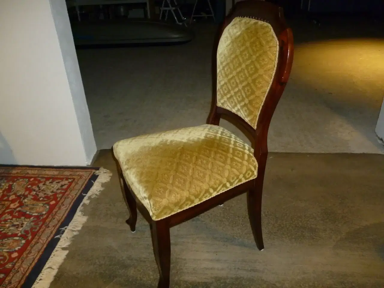 Billede 1 - 3 gamle spisestue stole sælges