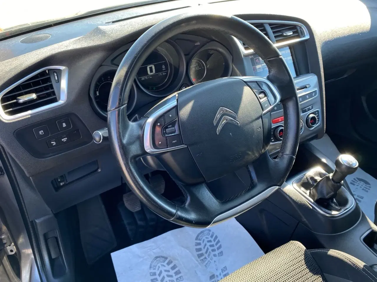 Billede 8 - Citroën C4 1,6 Blue HDi Live start/stop 100HK 5d