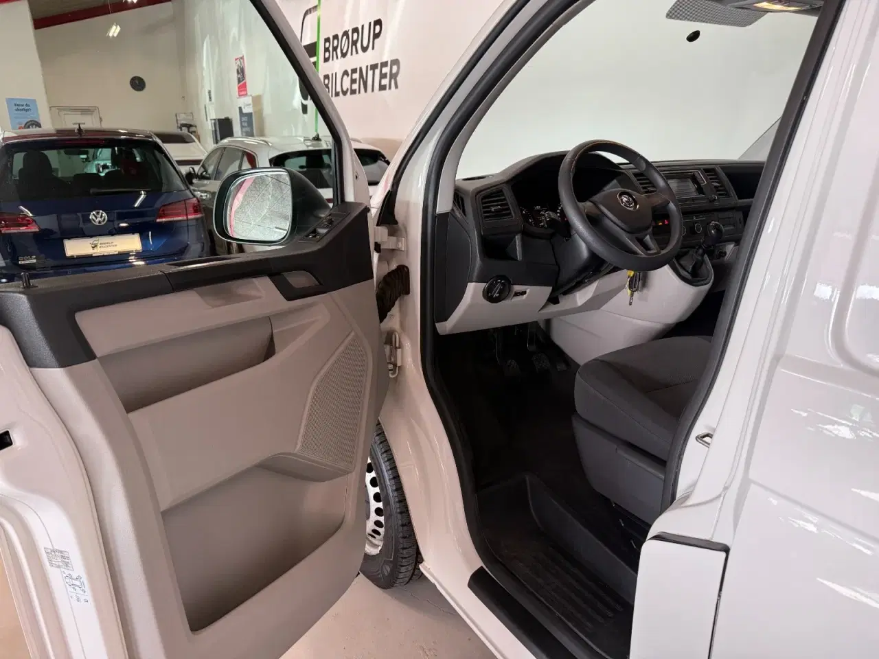 Billede 10 - VW Transporter 2,0 TDi 102 Kassevogn kort