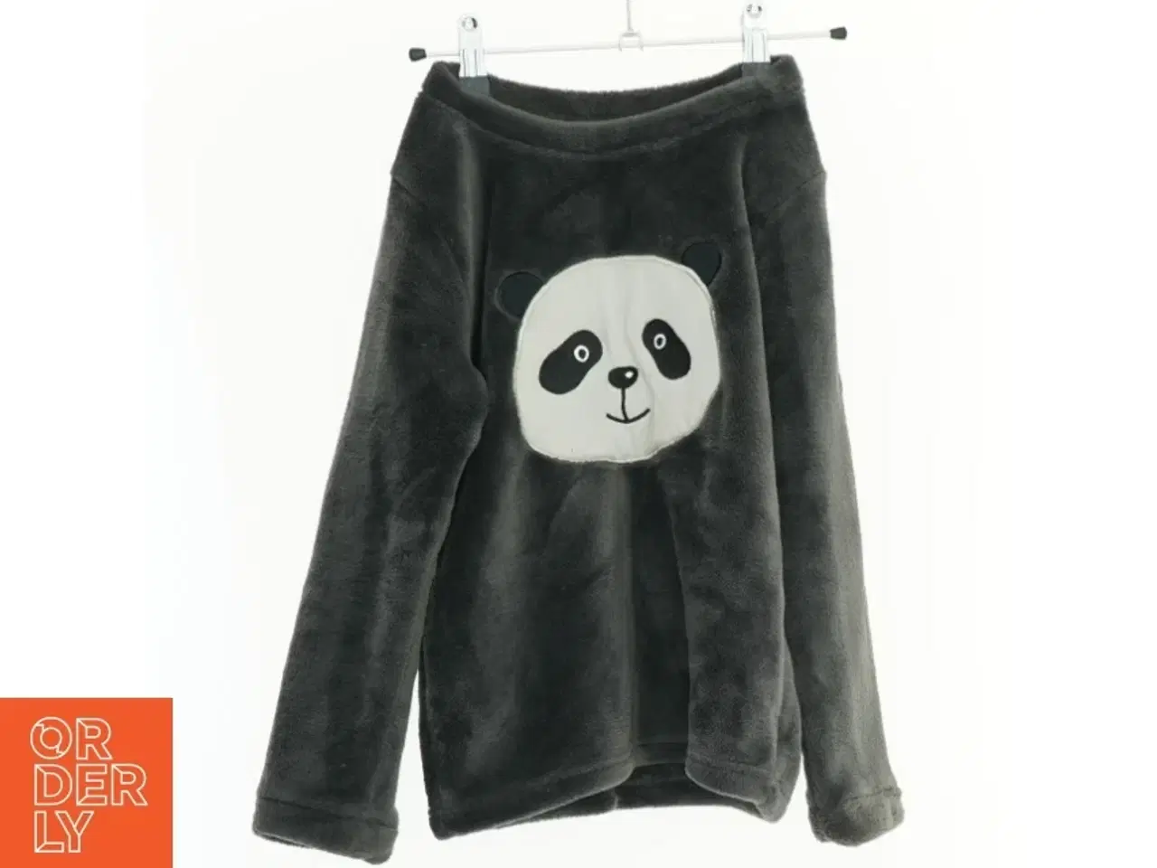 Billede 1 - Bluse med panda motiv fra VRS (str. 122 cm)