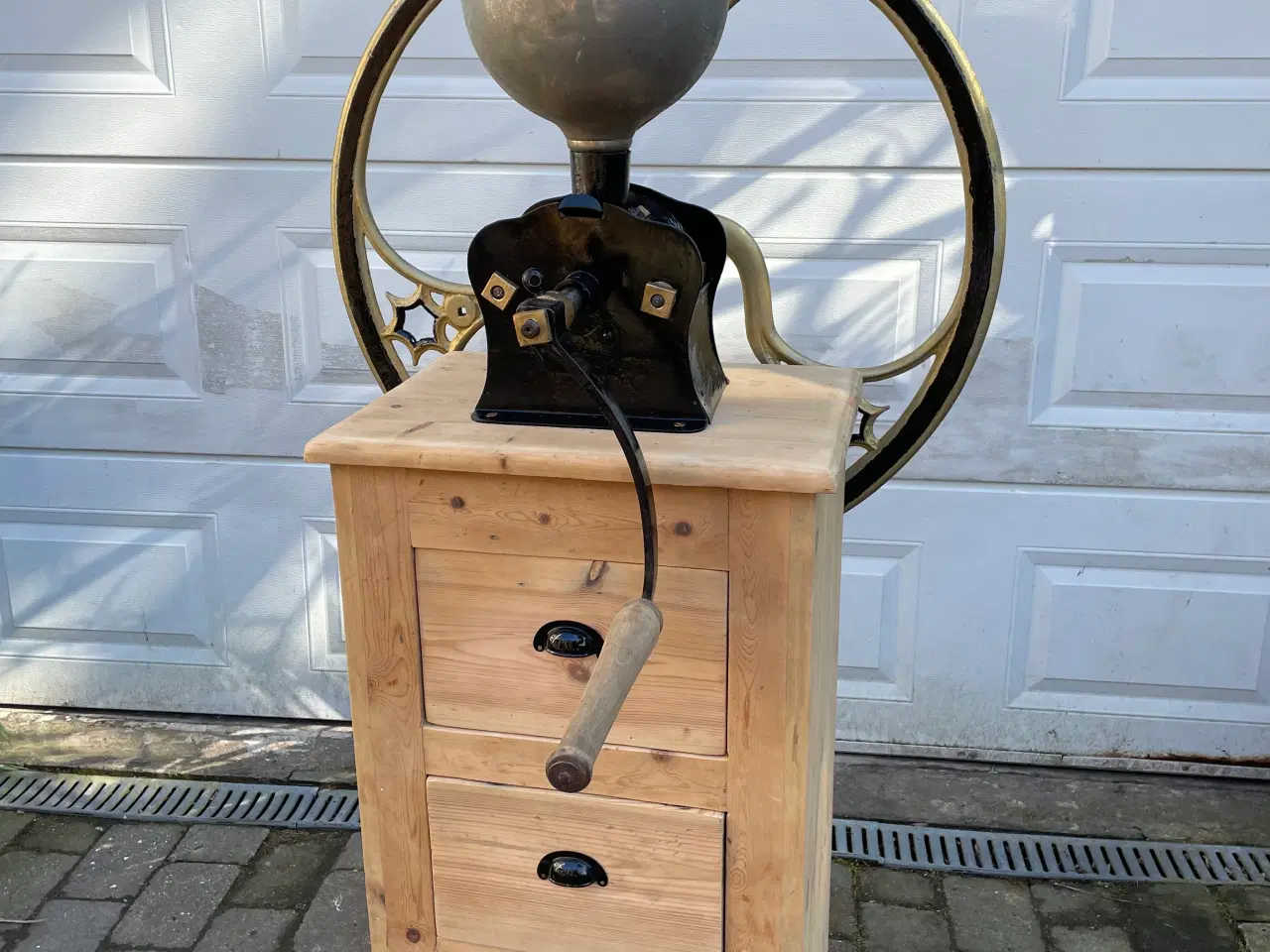 Billede 3 - Gl. kaffemølle fra købmandshandel