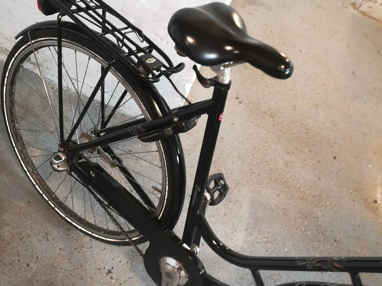 Billede 17 - Living 28" 56cm, 3gear ,lås med 1 nøgle , for -og 
