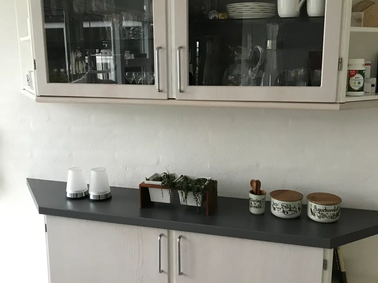 Billede 1 - God, brugt køkken fra HTH