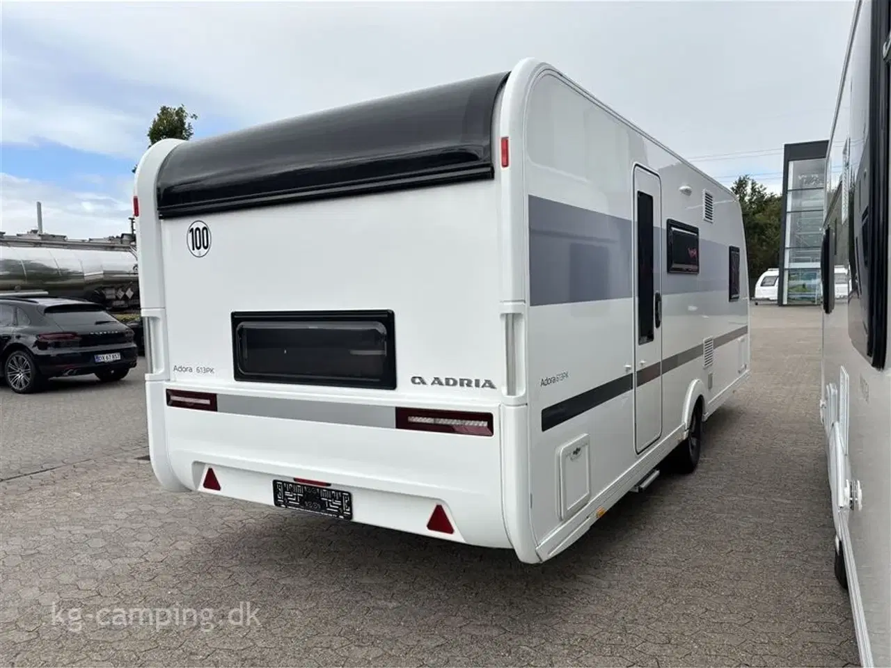 Billede 4 - 2021 - Adria Adora 613 PK   Stor familievogn med mover og aircondition