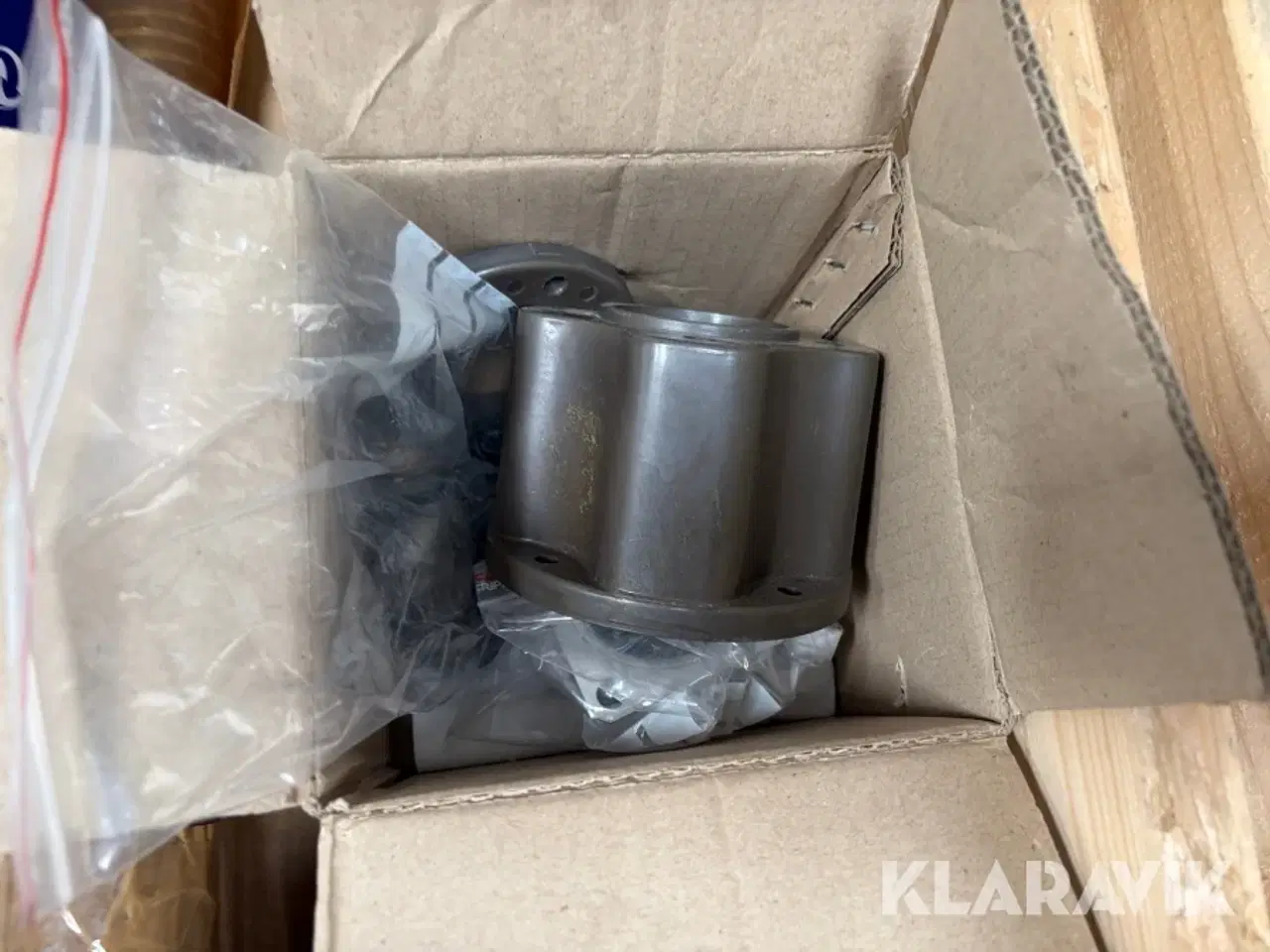 Billede 11 - Lot - gearspindel, bronzebøsninger og flangelejer - 1 palle