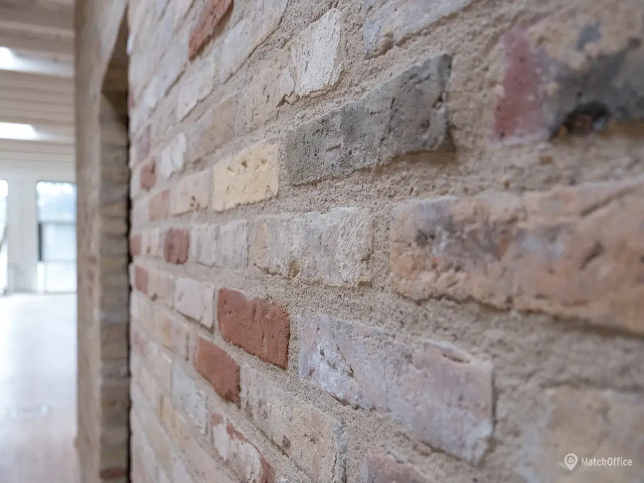 Billede 9 - Højloftet kontor med showroom, lounge eller let lager