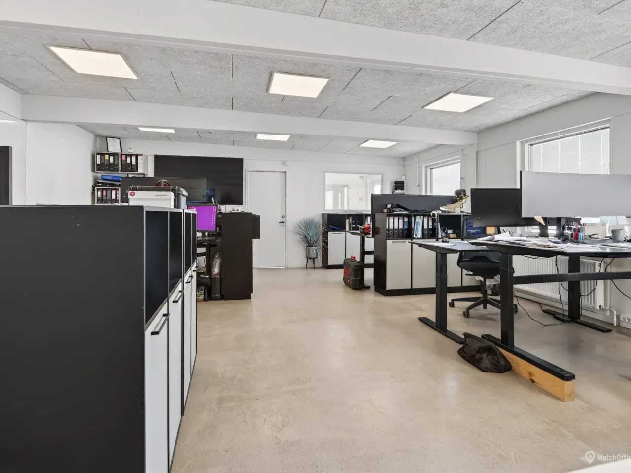 Billede 3 - Markant domicilejendom med optimal fordeling mellem kontor og lager/produktion – Hjørnegrund!