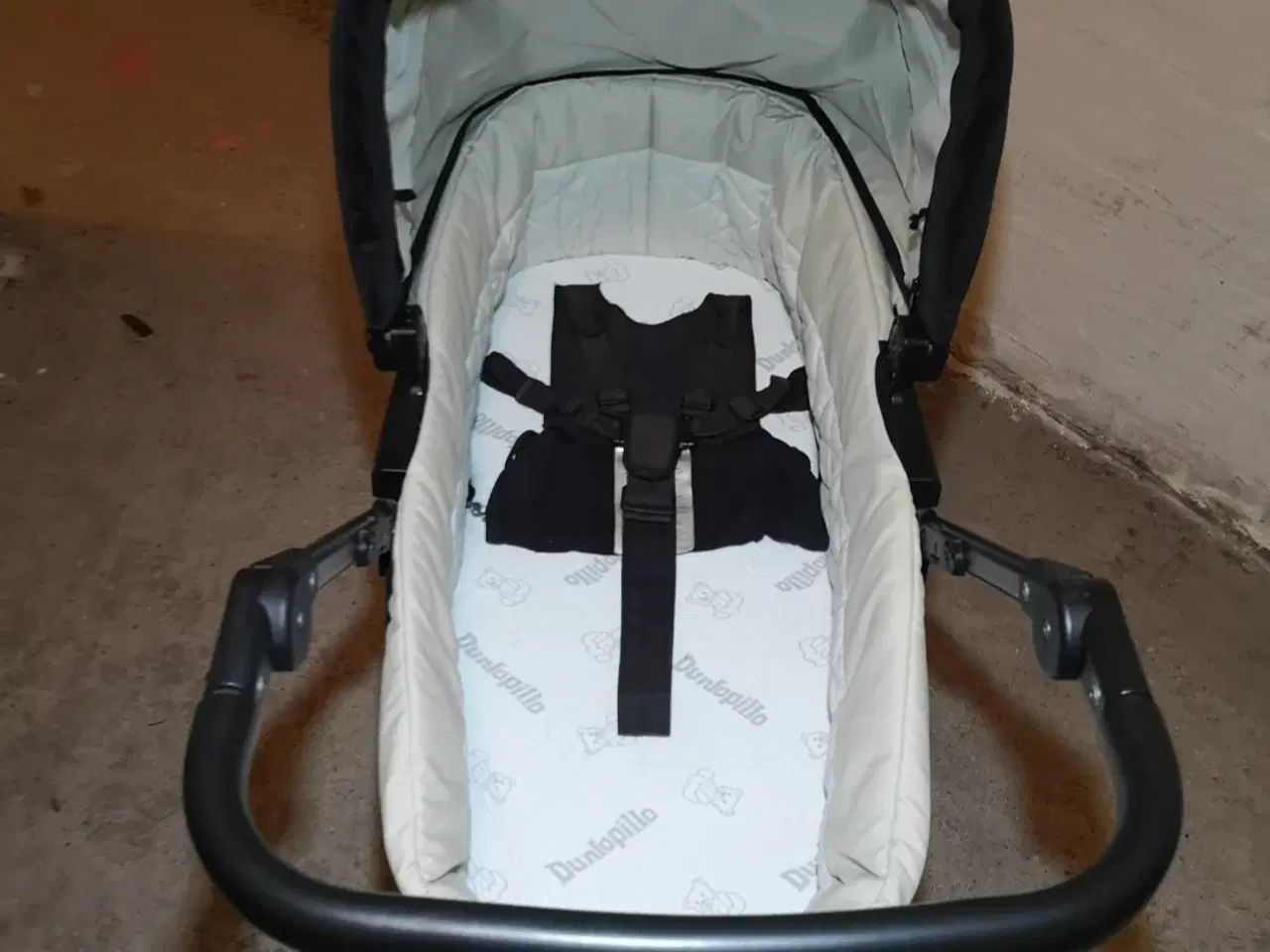 Billede 2 - Barnevogn Hauck de er vasket. 