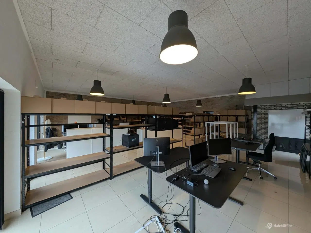 Billede 5 - Kontor med lager (Erhverv)