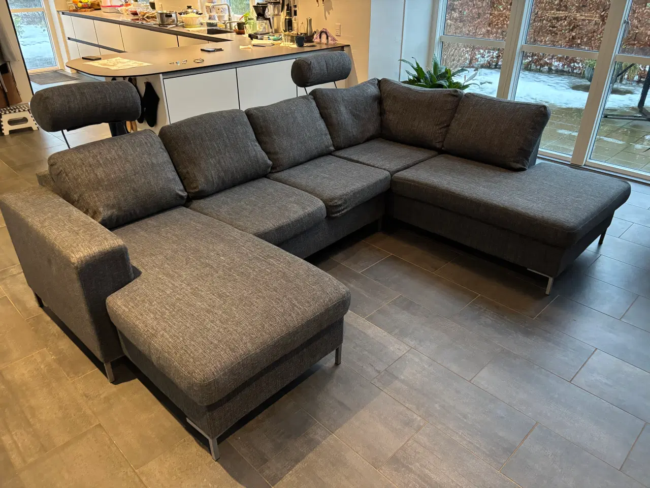 Billede 2 - Sofa med chaiselong og nakkestøtter 