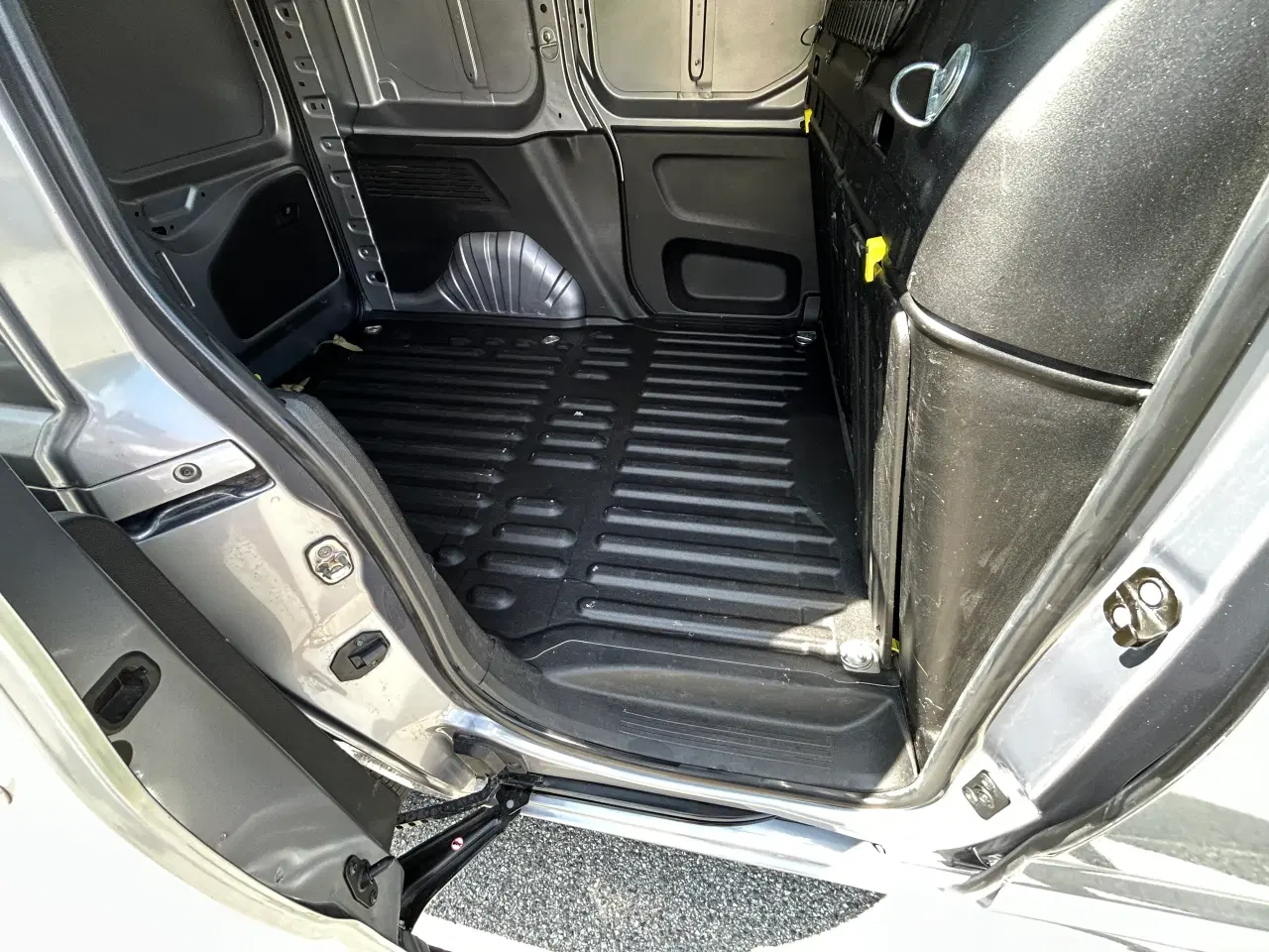 Billede 5 - Peugeot Partner 1,5 BlueHDi 130 L1V1 Plus EAT8 Van