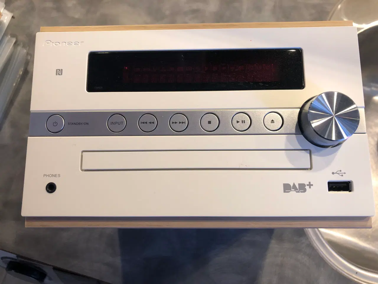 Billede 4 - DAB+ radio & 2 B&O CX 50 højtaler 